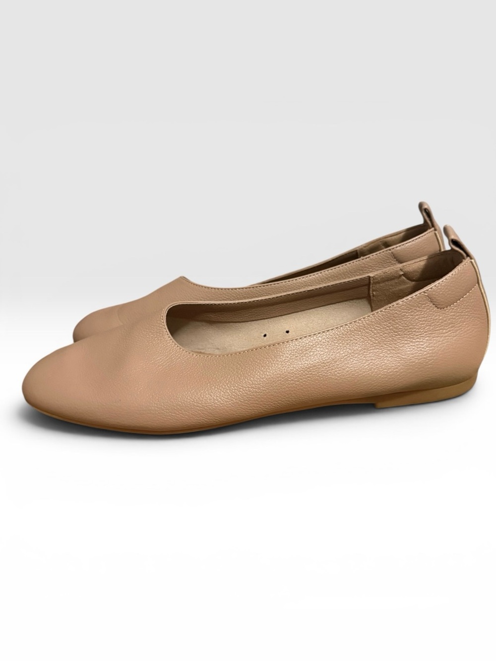 Everlane The Day Flat Leather Ballet Flats Nude Beige Made in Italy Size 8.5